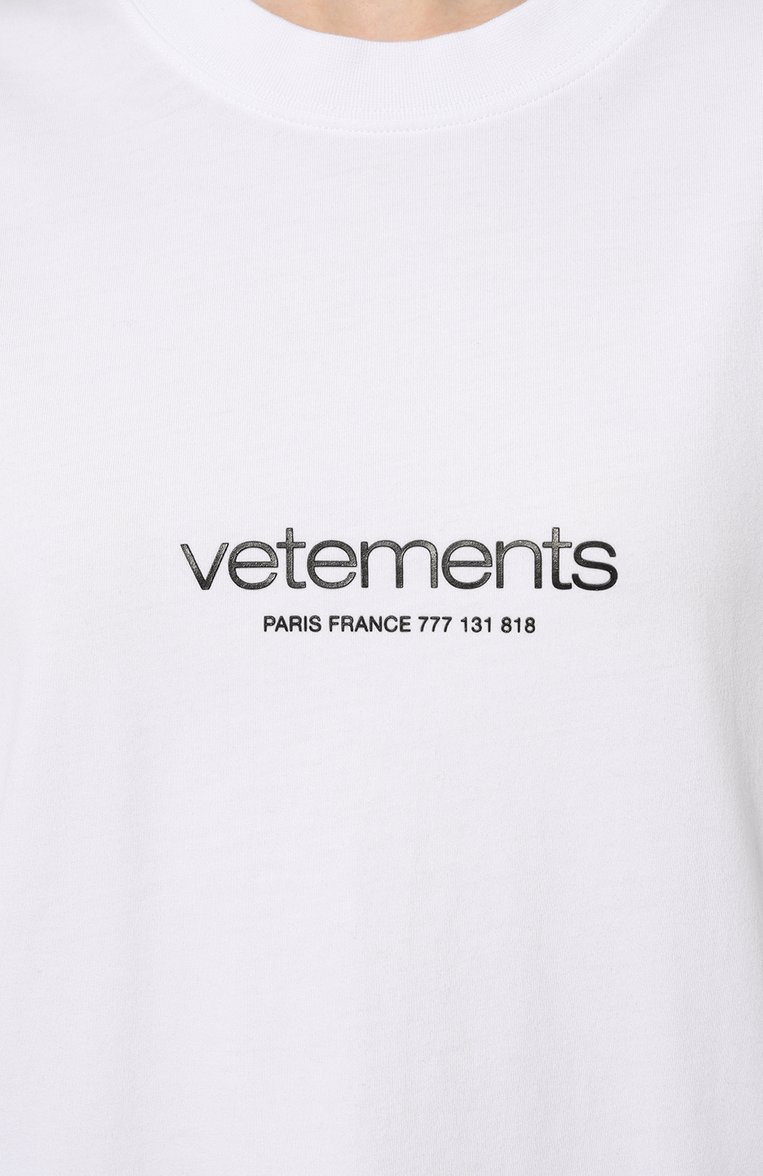 Мужского хлопковая футболка VETEMENTS белого цвета, арт. UE64TR150W | Фото 5 (Рукава: Короткие; Региональные ограничения белый список (Axapta Mercury): Не проставлено; Принт: С принтом; Нос: Не проставлено; Материал внешний: Хлопок; Женское Кросс-КТ: Футболка-одежда)