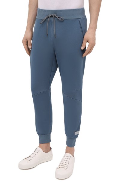 Джоггеры KAZUYUKI KUMAGAI синего цвета по цене 32550 руб., арт. AP11-219, фото 3 Джоггеры KAZUYUKI KUMAGAI, арт. AP11-219, фото 3