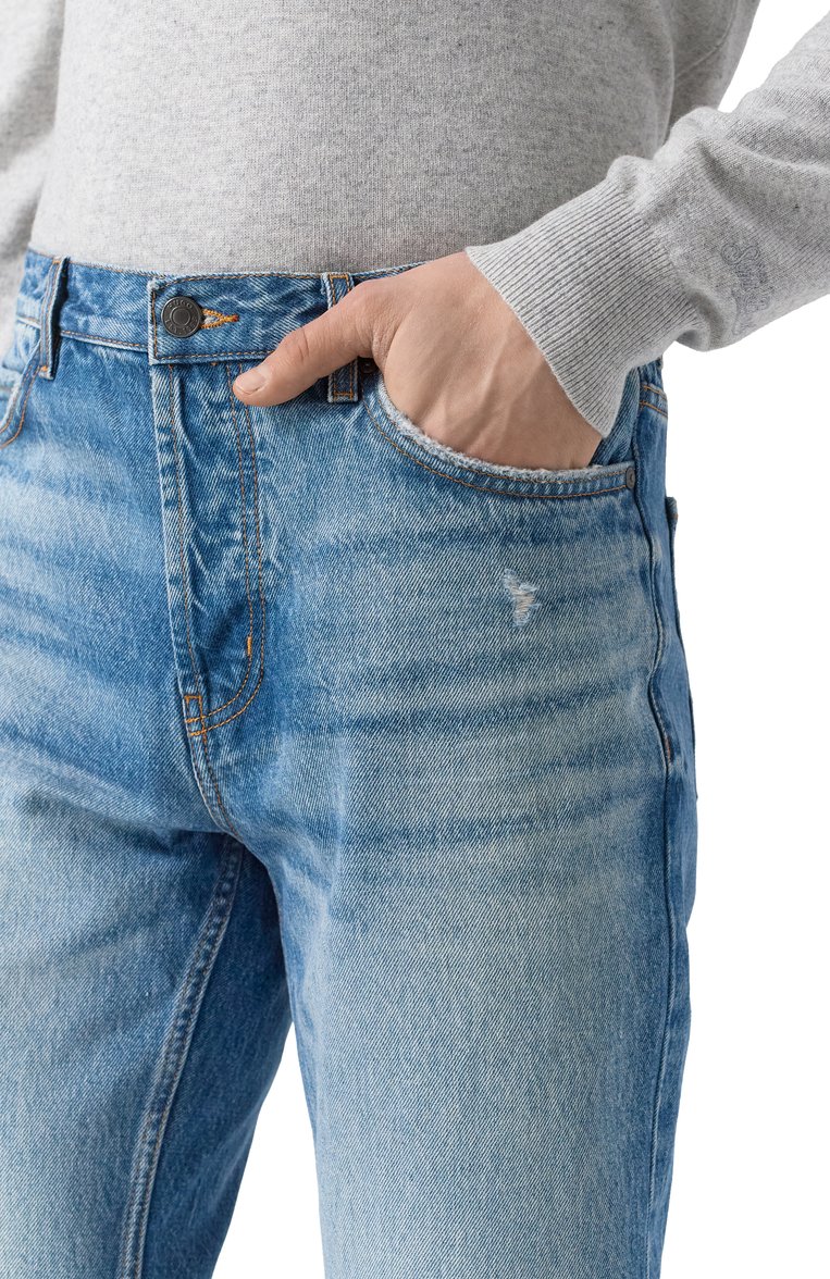 Мужские джинсы tapered fit HUGO синего цвета, арт. 50533936 | Фото 5 (Длина (брюки, джинсы): Стандартные; Кросс-КТ: Деним; Детали: Делаве; Материал внешний: Деним, Хлопок; Силуэт М (брюки): Прямые; Стили: Повседневный; Автоматизация ТО: Проставлено; Автоматизация состава: Проставлено)