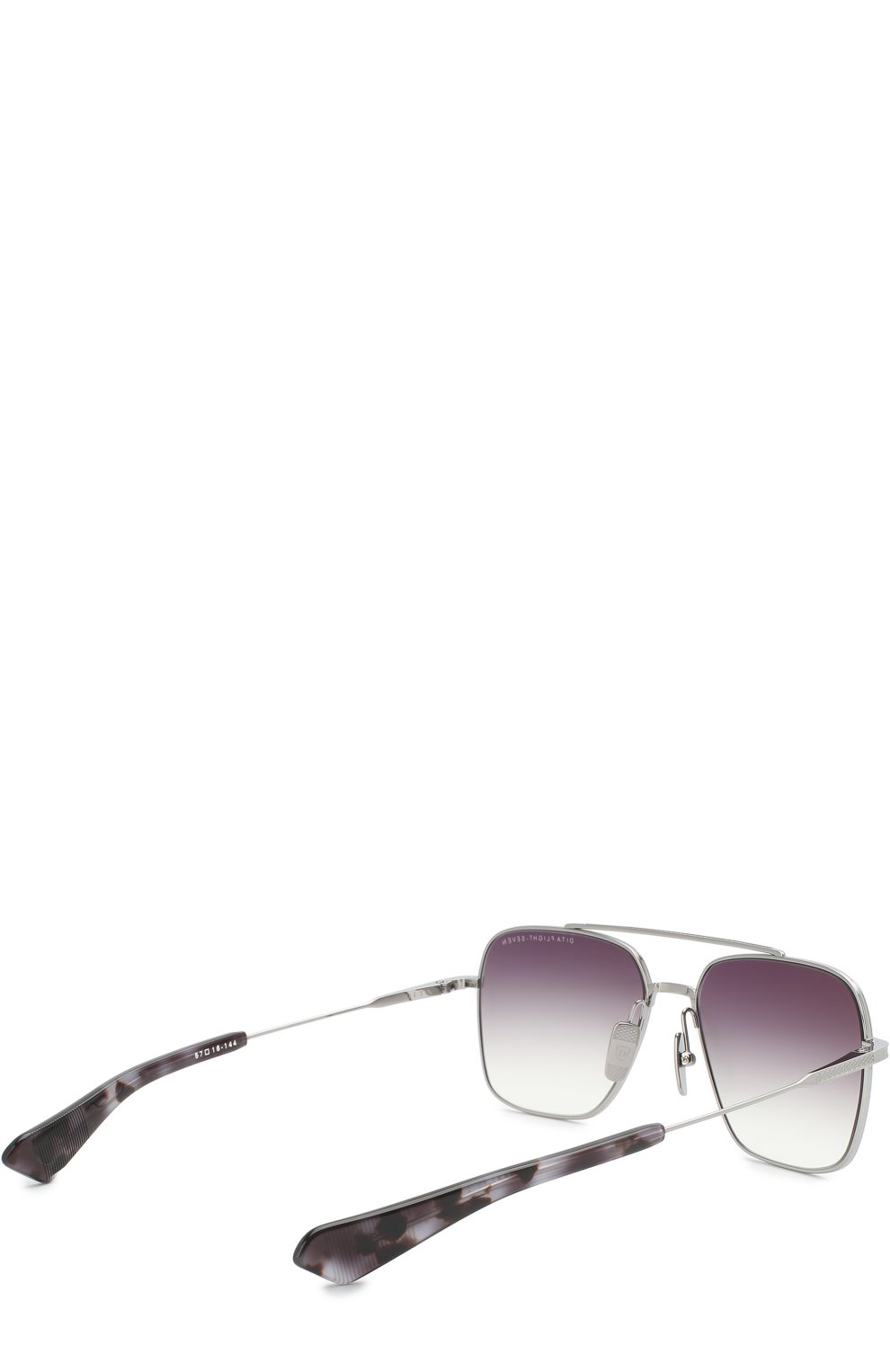 Солнцезащитные очки DITA серебряного цвета по цене 82950 руб., арт. FLIGHT-SEVEN/01, фото 3 Солнцезащитные очки DITA, арт. FLIGHT-SEVEN/01, фото 3