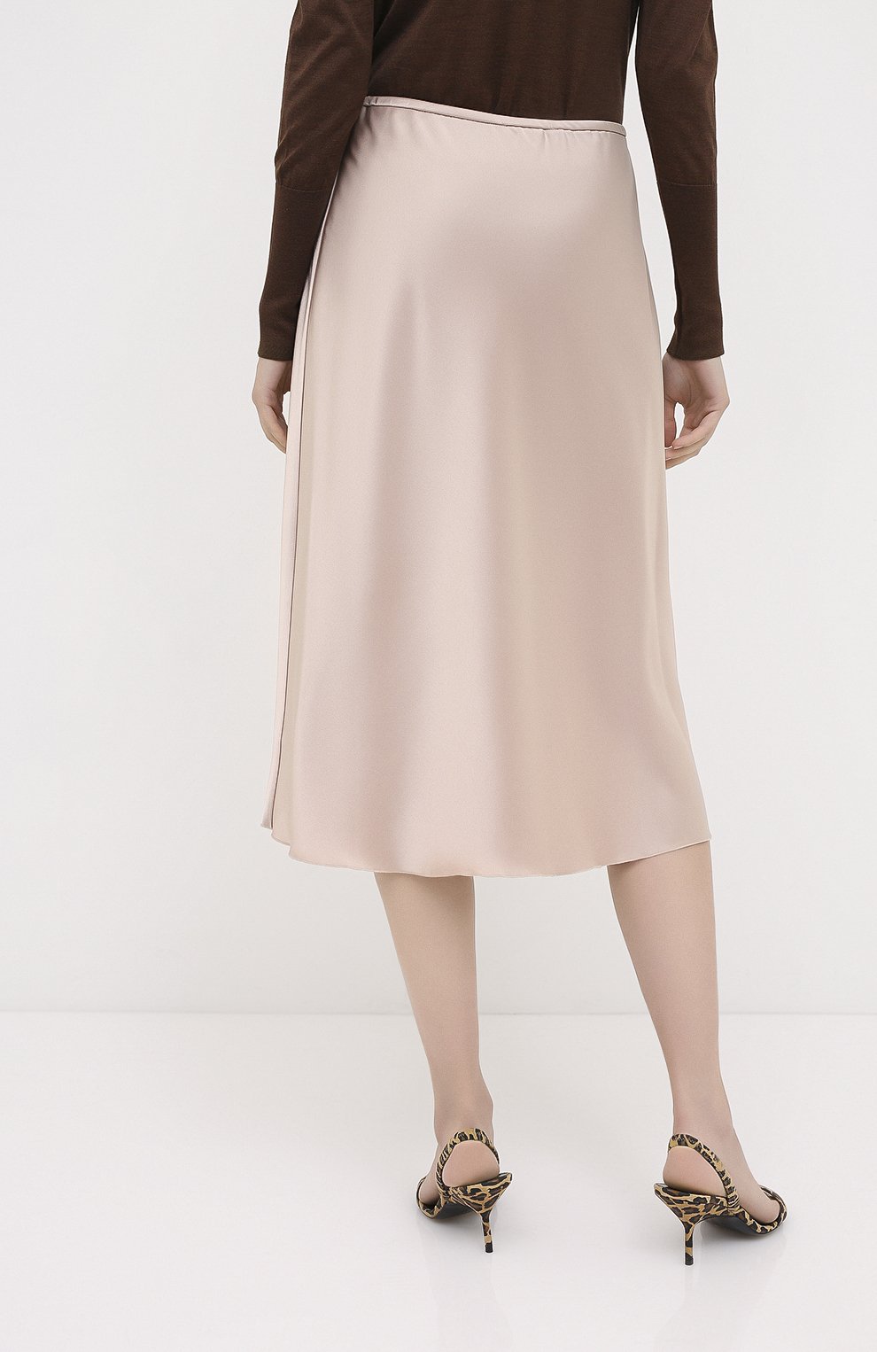 Юбка NANUSHKA бежевого цвета по цене 57850 руб., арт. ZARINA_HIMALAYAN SALT_SLIP SATIN, фото 4 Юбка NANUSHKA, арт. ZARINA_HIMALAYAN SALT_SLIP SATIN, фото 4