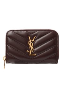 Темно-бордовый