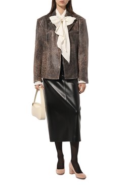 Женские замшевые туфли linda 60 GIANVITO ROSSI бежевого цвета, арт. G21309.60RIC.CAMPEAH | Фото 2 (Подошва: Плоская; Каблук высота: Средний; Материал сплава: Проставлено; Материал внутренний: Натуральная кожа; Драгоценные камни: Проставлено; Каблук тип: Устойчивый; Материал внешний: Замша, Натуральная кожа)