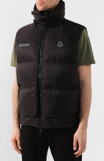 Пуховый жилет 7 moncler fragment hiroshi fujiwara MONCLER GENIUS черного цвета по цене 77700 руб., арт. E2-09U-43303-50-54155, фото 3 Пуховый жилет 7 moncler fragment hiroshi fujiwara MONCLER GENIUS, арт. E2-09U-43303-50-54155, фото 3