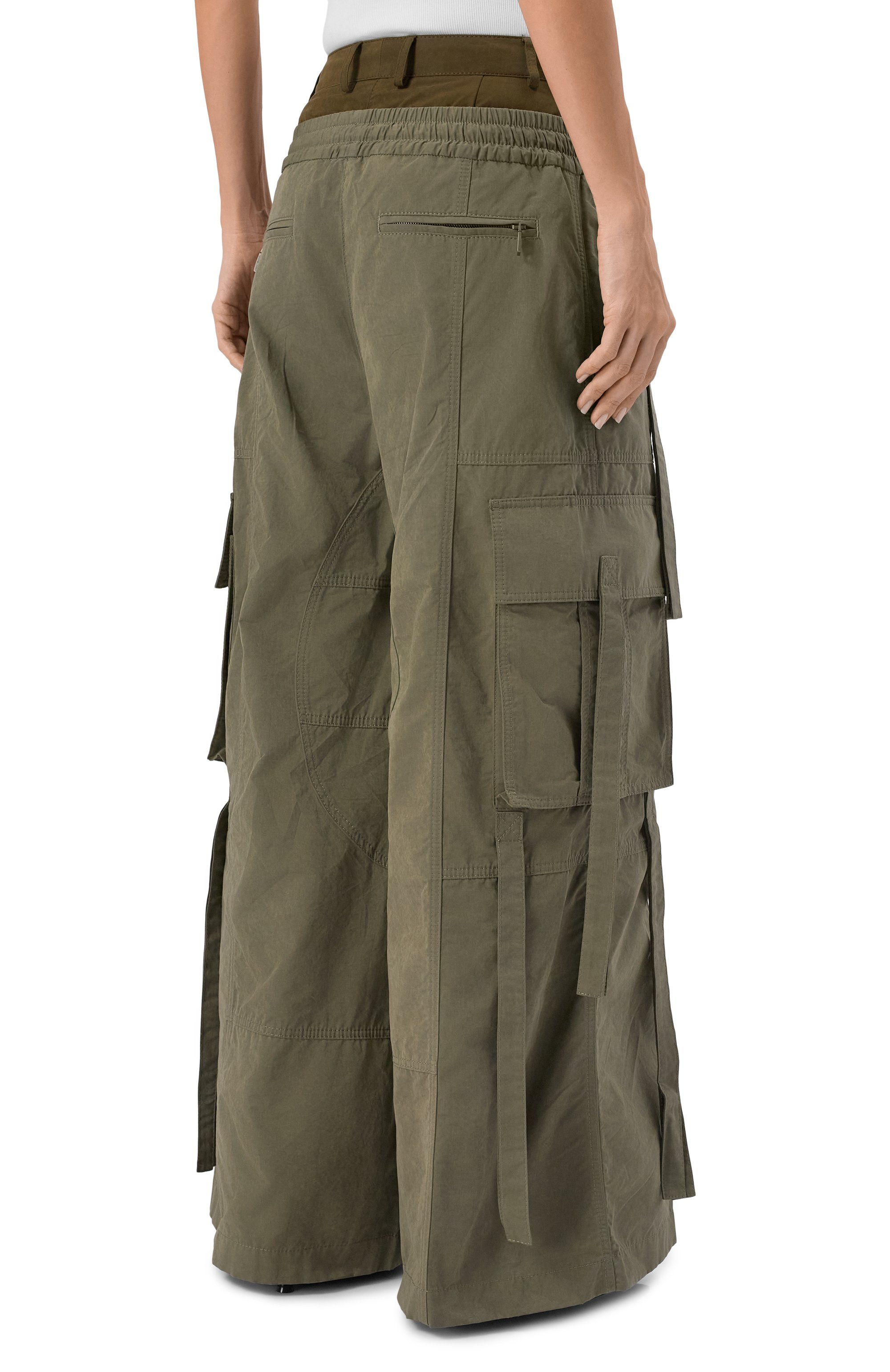 Брюки-карго DOLCE & GABBANA хаки цвета по цене 191500 руб., арт. FTDGXT/HUMS8, фото 4 Брюки-карго DOLCE & GABBANA, арт. FTDGXT/HUMS8, фото 4