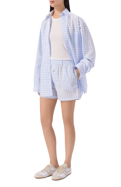 Хлопковые шорты MOSCHINO голубого цвета по цене 53650 руб., арт. A0329/0536, фото 2 Хлопковые шорты MOSCHINO, арт. A0329/0536, фото 2