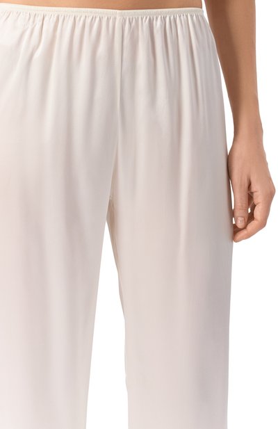 Шелковые брюки SIMONE PERELE белого цвета по цене 20810 руб., арт. 15B660, фото 5 Шелковые брюки SIMONE PERELE, арт. 15B660, фото 5