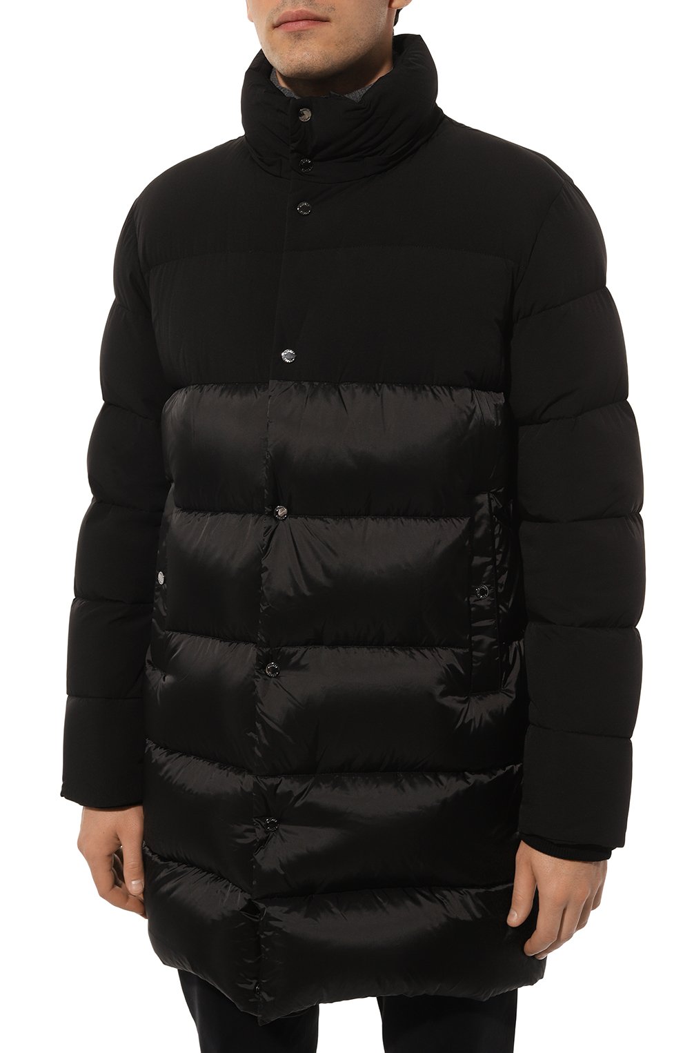 Пуховик yuran-shk MOORER черного цвета по цене 319500 руб., арт. YURAN/SHK, фото 7 Пуховик yuran-shk MOORER, арт. YURAN/SHK, фото 7