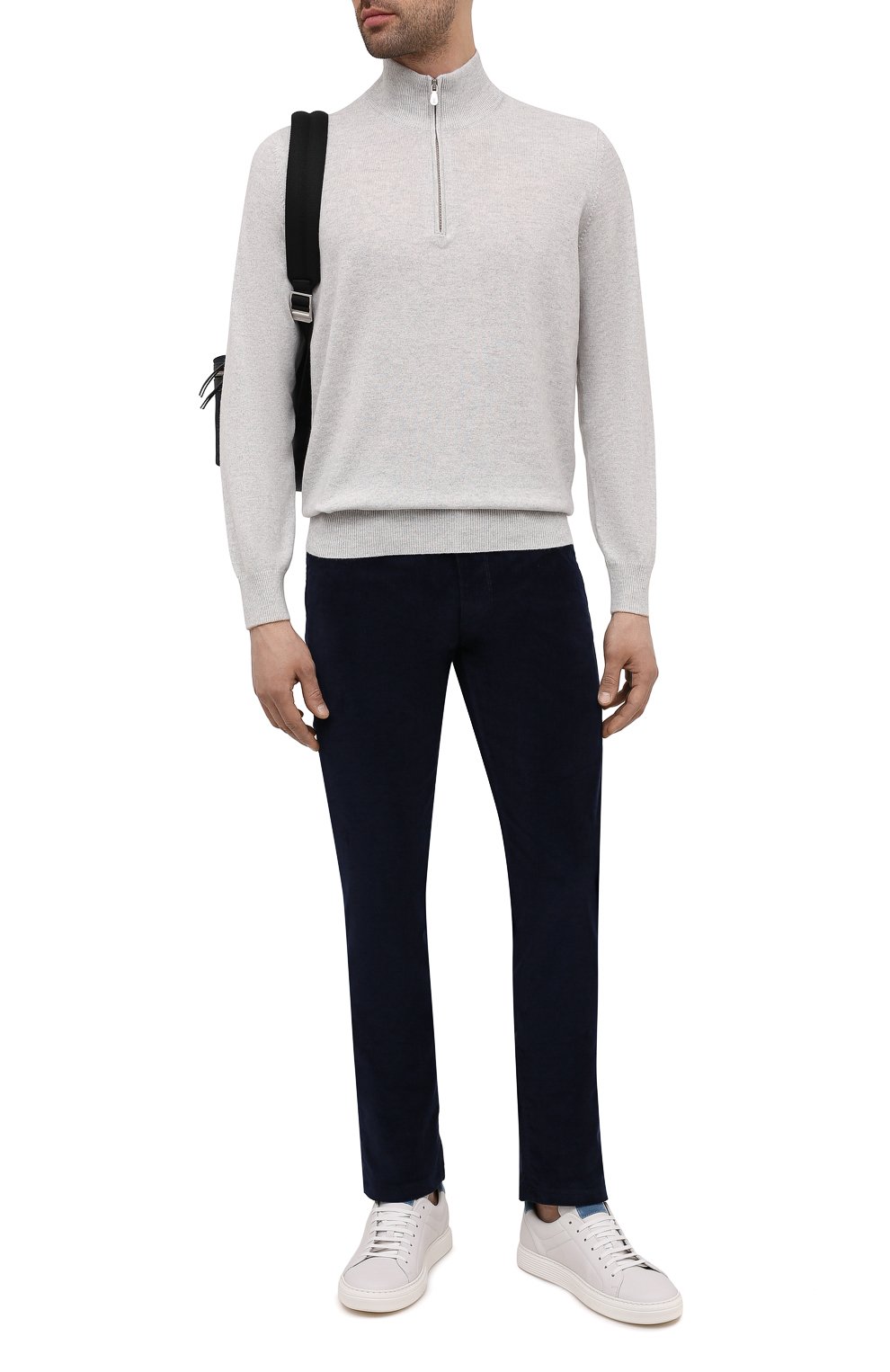 Кашемировый джемпер BRUNELLO CUCINELLI светло-серого цвета по цене 175000 руб., арт. M2200124, фото 2 Кашемировый джемпер BRUNELLO CUCINELLI, арт. M2200124, фото 2