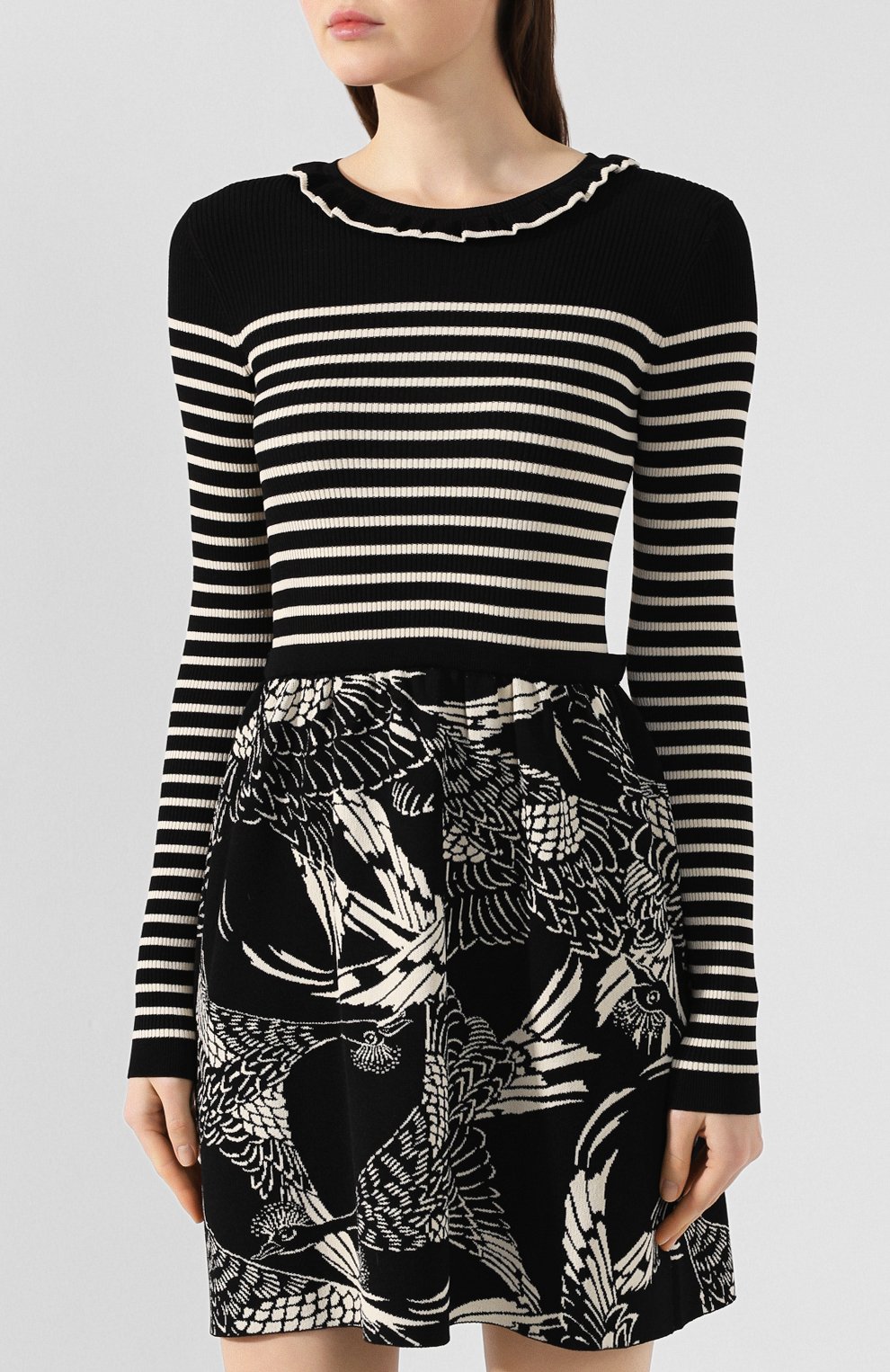 Платье из вискозы REDVALENTINO черно-белого цвета по цене 69950 руб., арт. TR3KDB35/4VH, фото 3 Платье из вискозы REDVALENTINO, арт. TR3KDB35/4VH, фото 3