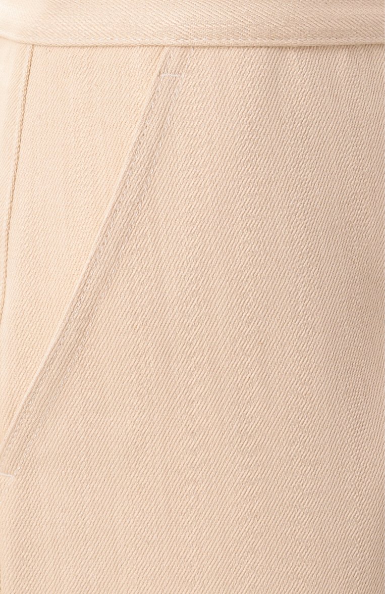 Женские джинсы JIL SANDER кремового цвета, арт. J02KA0267/J45257 | Фото 6 (Драгоценные камни: Проставлено; Длина (брюки, джинсы): Стандартные; Материал внешний: Хлопок, Деним; Материал сплава: Проставлено; Стили: Кэжуэл; Силуэт Ж (брюки и джинсы): Прямые; Кросс-КТ: Деним)