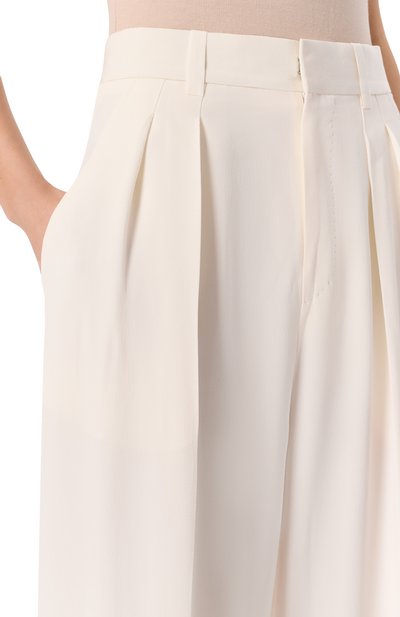 Шелковые брюки PETAR PETROV кремового цвета по цене 172000 руб., арт. S25P7A, фото 5 Шелковые брюки PETAR PETROV, арт. S25P7A, фото 5