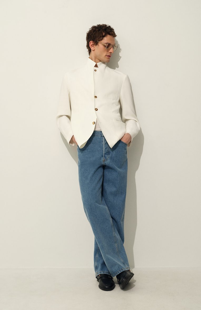 Мужские джинсы DRIES VAN NOTEN голубого цвета, арт. 251-020927-1551 | Фото 7 (Длина (брюки, джинсы): Стандартные; Кросс-КТ: Деним; Материал внешний: Деним, Хлопок; Стили: Повседневный; Силуэт М (брюки): Широкие; Автоматизация состава: Проставлено; Автоматизация ТО: Проставлено; Детали: Без декора)