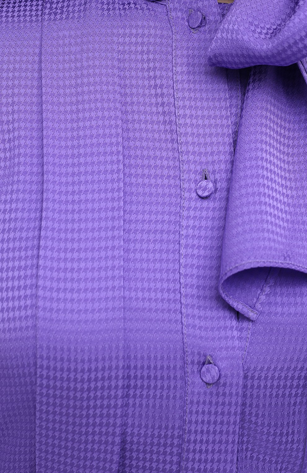 Платье из вискозы MSGM фиолетового цвета по цене 58450 руб., арт. 2941MDA19 207656, фото 5 Платье из вискозы MSGM, арт. 2941MDA19 207656, фото 5