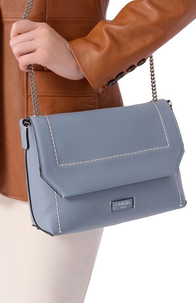 Сумка ninon soft medium LANCEL голубого цвета по цене 85100 руб., арт. A13782, фото 2 Сумка ninon soft medium LANCEL, арт. A13782, фото 2