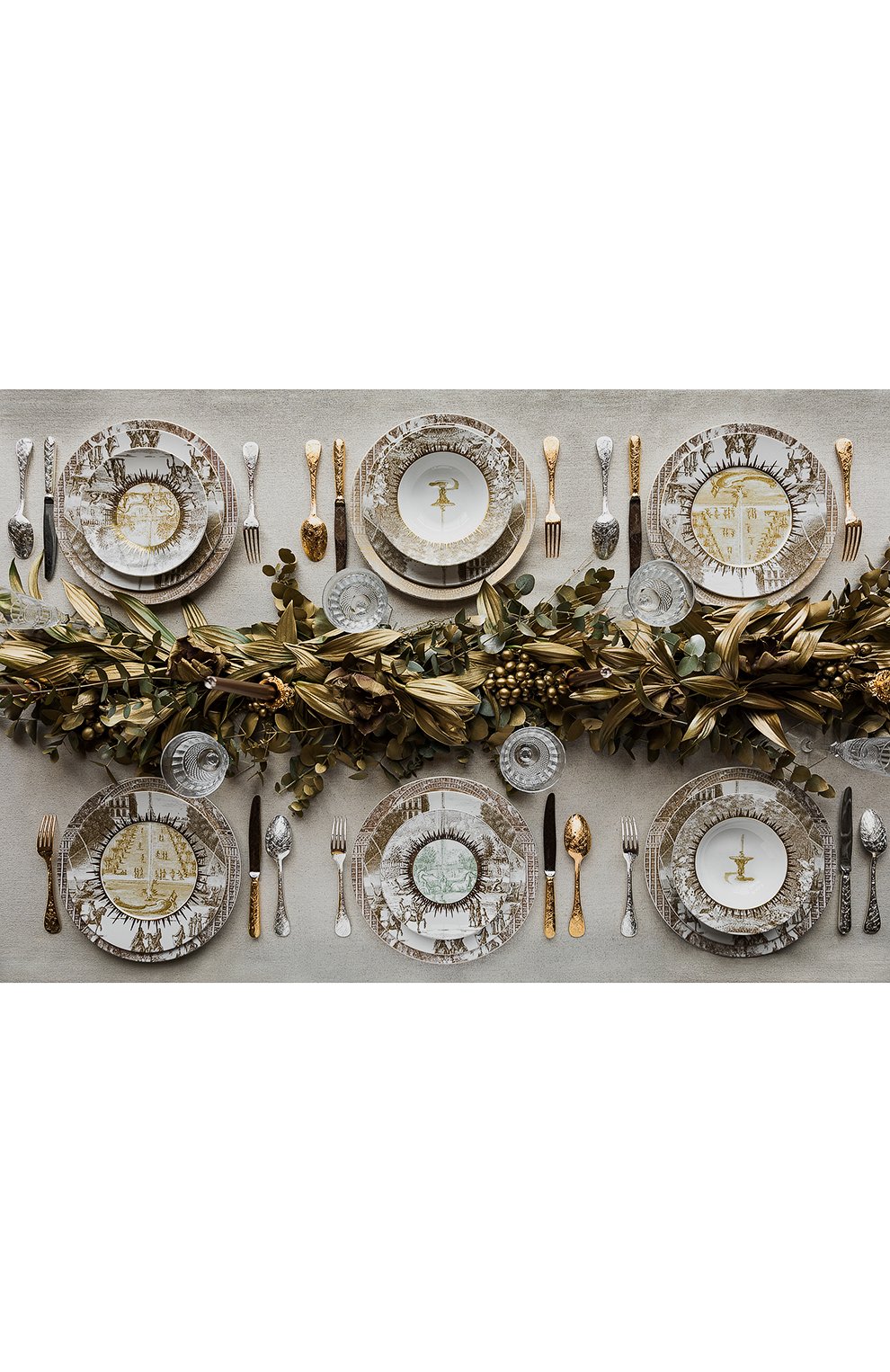 Блюдо для гарнира versailles BERNARDAUD золотого цвета по цене 59950 руб., арт. 2050/21432, фото 2 Блюдо для гарнира versailles BERNARDAUD, арт. 2050/21432, фото 2