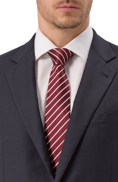 Шелковый галстук EMPORIO ARMANI бордового цвета по цене 17400 руб., арт. EM001344/TE16545, фото 2 Шелковый галстук EMPORIO ARMANI, арт. EM001344/TE16545, фото 2