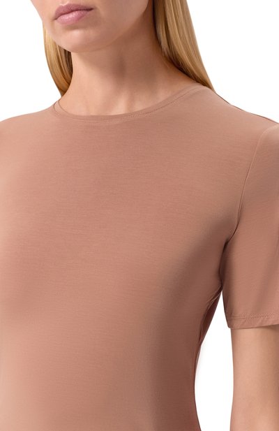 Футболка 12 STOREEZ бежевого цвета по цене 5300 руб., арт. 136518, фото 5 Футболка 12 STOREEZ, арт. 136518, фото 5