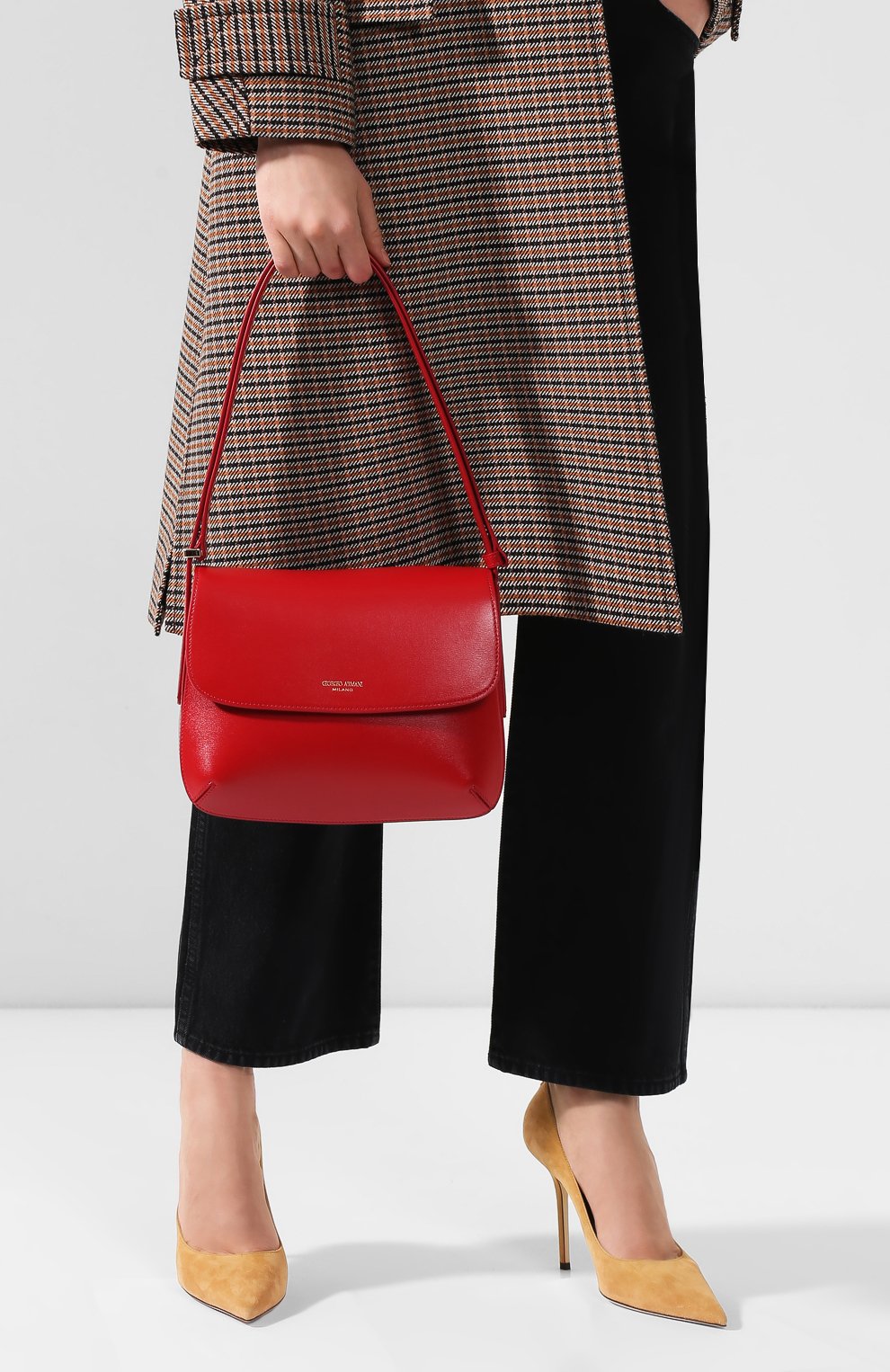 Сумка la prima GIORGIO ARMANI красного цвета по цене 163500 руб., арт. Y1E139/YTF4A, фото 2 Сумка la prima GIORGIO ARMANI, арт. Y1E139/YTF4A, фото 2