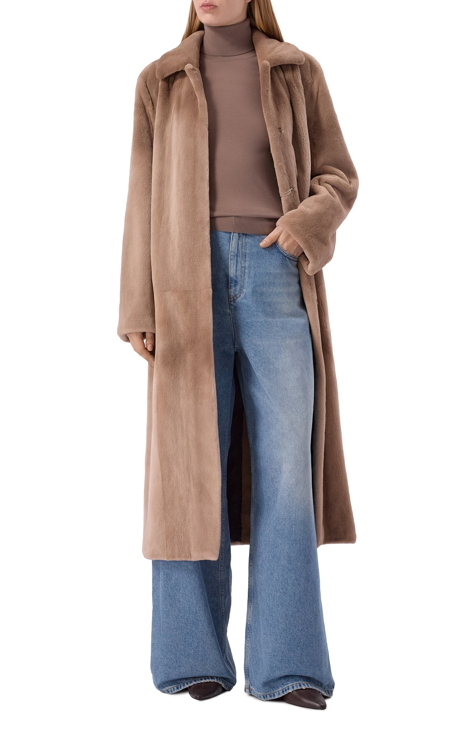 Шуба из норки GIULIA GURMAN бежевого цвета по цене 1500000 руб., арт. 2505NP, фото 2 Шуба из норки GIULIA GURMAN, арт. 2505NP, фото 2