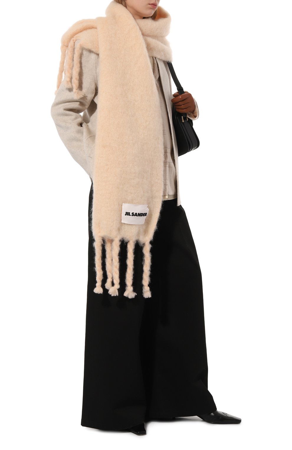 Шерстяной шарф JIL SANDER светло-розового цвета по цене 58700 руб., арт. J52TE0014/J40041, фото 2 Шерстяной шарф JIL SANDER, арт. J52TE0014/J40041, фото 2