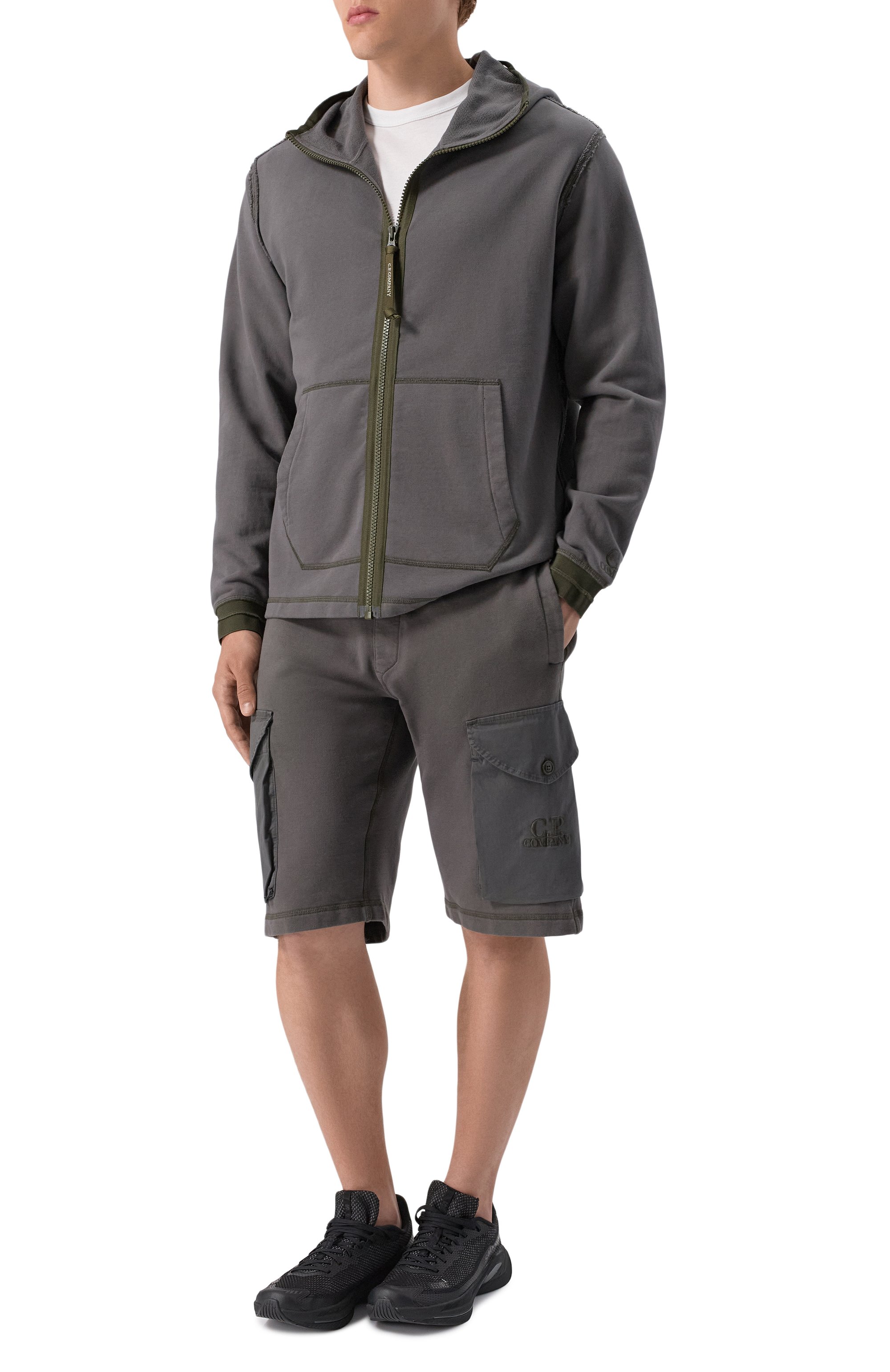 Хлопковая толстовка C.P. COMPANY темно-серого цвета по цене 41950 руб., арт. 18CMSS162A006090M, фото 2 Хлопковая толстовка C.P. COMPANY, арт. 18CMSS162A006090M, фото 2