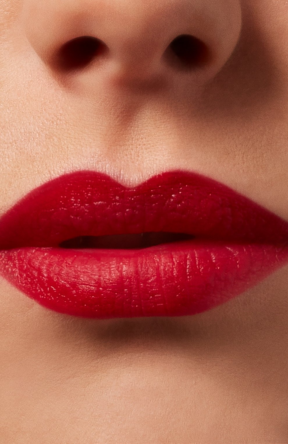 Губная помада rosso valentino matte (рефил), 215a (3.5g) VALENTINO цвета по цене 4290 руб., арт. 3614273232395, фото 2 Губная помада rosso valentino matte (рефил), 215a (3.5g) VALENTINO, арт. 3614273232395, фото 2