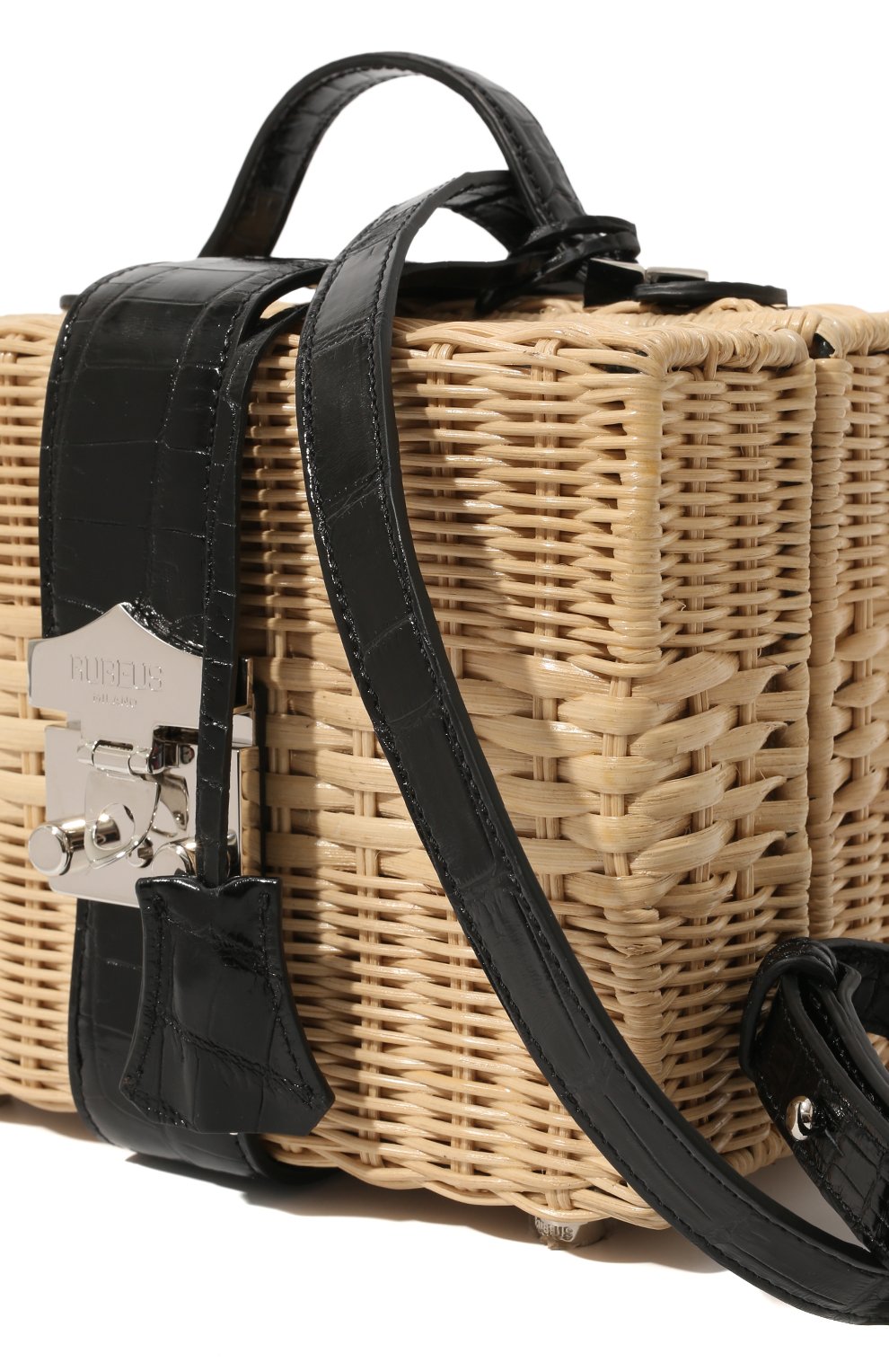 Сумка flash RUBEUS MILANO бежевого цвета по цене 346500 руб., арт. 13100, фото 2 Сумка flash RUBEUS MILANO, арт. 13100, фото 2