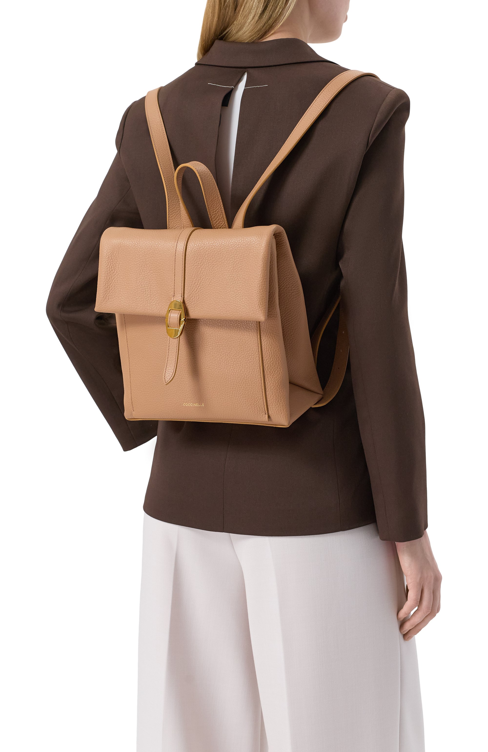 Рюкзак dorian COCCINELLE бежевого цвета по цене 36850 руб., арт. E1RCK140101, фото 2 Рюкзак dorian COCCINELLE, арт. E1RCK140101, фото 2