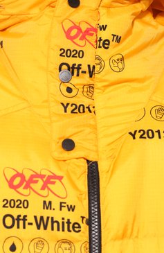 Мужская пуховик OFF-WHITE желтого цвета, арт. 0MED019F19F060036000 | Фото 5 (Кросс-КТ: Куртка; Мужское Кросс-КТ: пуховик-короткий, Пуховик-верхняя одежда, Верхняя одежда; Рукава: Длинные; Материал внешний: Синтетический материал; Материал сплава: Проставлено; Материал подклада: Синтетический материал; Драгоценные камни: Проставлено; Длина (верхняя одежда): Короткие; Материал утеплителя: Пух и перо; Статус проверки: Проверена категория)