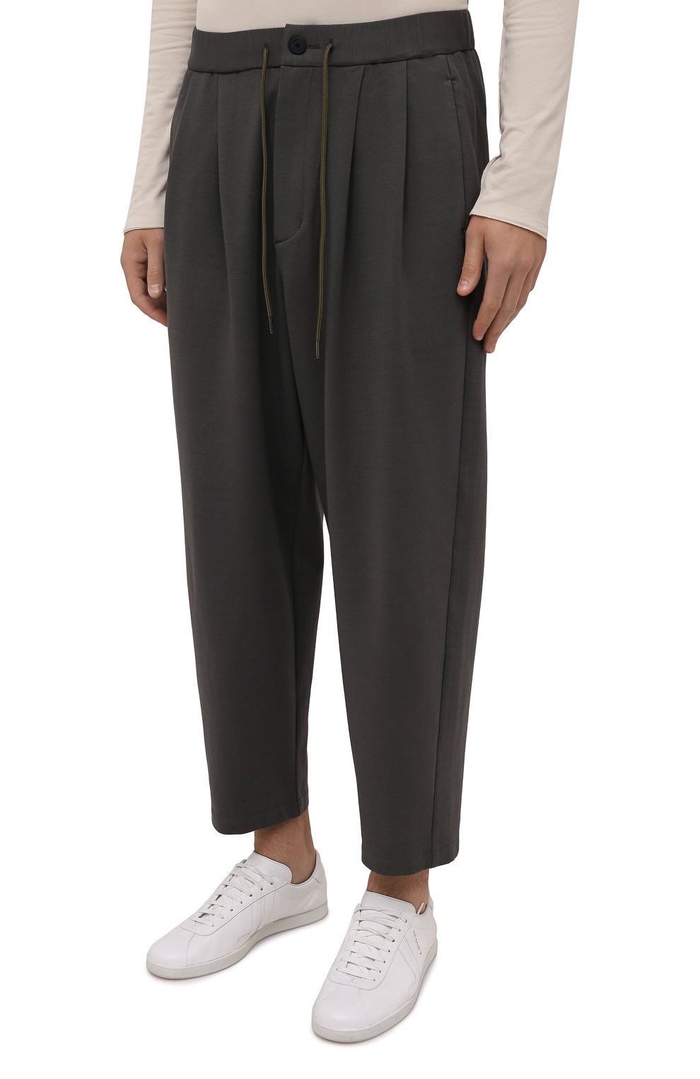 Брюки KAZUYUKI KUMAGAI хаки цвета по цене 37650 руб., арт. AP12-246, фото 3 Брюки KAZUYUKI KUMAGAI, арт. AP12-246, фото 3