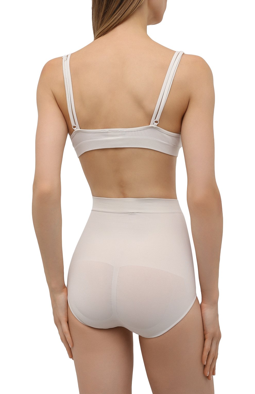 Трусы-кюлоты с завышенной талией ANDREADAMO белого цвета по цене 4750 руб., арт. ADFW21GP05015474, фото 3 Трусы-кюлоты с завышенной талией ANDREADAMO, арт. ADFW21GP05015474, фото 3
