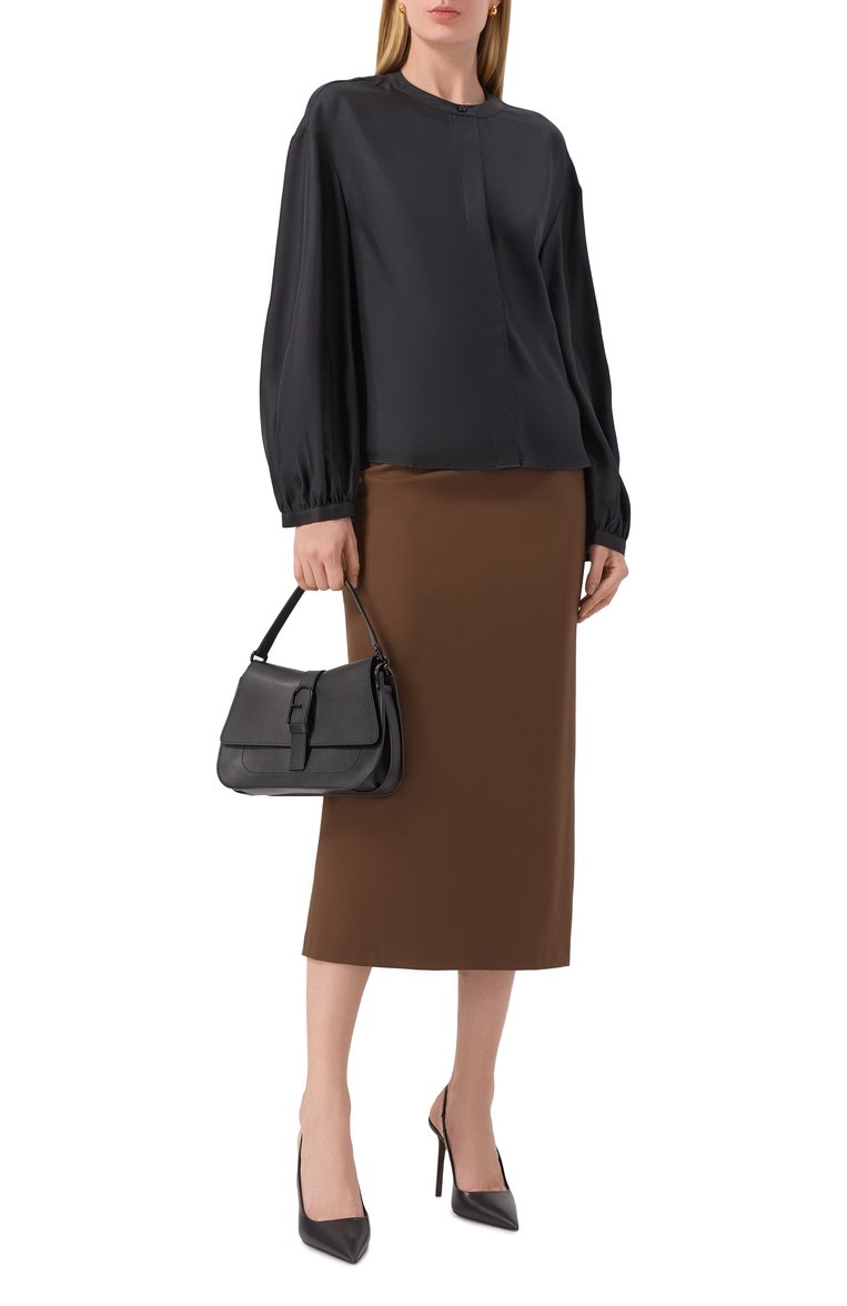 Женская сумка furla flow medium FURLA черного цвета, арт. WB00996/BX2045 | Фото 7 (Материал: Натуральная кожа; Размер: medium; Ремень/цепочка: На ремешке; Автоматизация состава: Проставлено; Автоматизация ТО: Проставлено)
