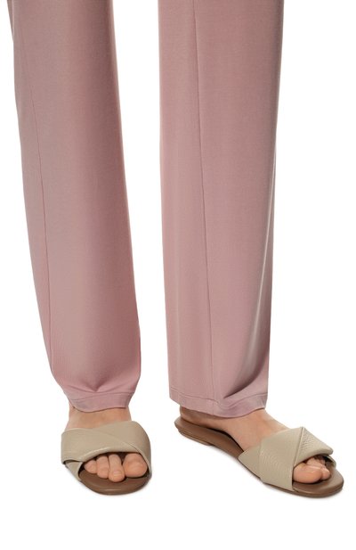 Туфли домашние cetra FRETTE кремового цвета по цене 32750 руб., арт. 522199124 00F 90340, фото 3 Туфли домашние cetra FRETTE, арт. 522199124 00F 90340, фото 3