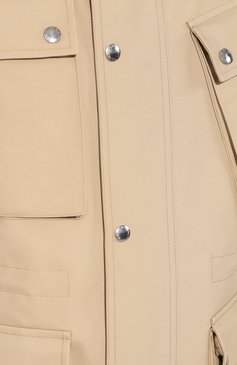 Мужская хлопковая куртка BERLUTI бежевого цвета, арт. R160FL34-001 | Фото 5 (Материал подклада: Купро; Материал внешний: Хлопок; Рукава: Длинные; Длина (верхняя одежда): Короткие; Мужское Кросс-КТ: Верхняя одежда; Кросс-КТ: Ветровки, Куртка, Легкие; Статус проверки: Проверена категория; Драгоценные камни: Проставлено; Материал сплава: Проставлено; Стили: Кэжуэл)