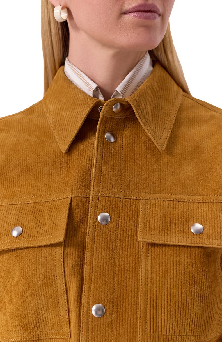 Женское замшевое платье BOTTEGA VENETA светло-коричневого цвета, арт. 813139/V4HV0 | Фото 5 (Рукава: Длинные; Длина Ж (юбки, платья, шорты): До колена; Материал внешний: Натуральная кожа, Замша; Женское Кросс-КТ: Замша и кожа, Платье-одежда; Случай: Повседневный; Стили: Кэжуэл; Автоматизация ТО: Проставлено; Автоматизация состава: Проставлено)