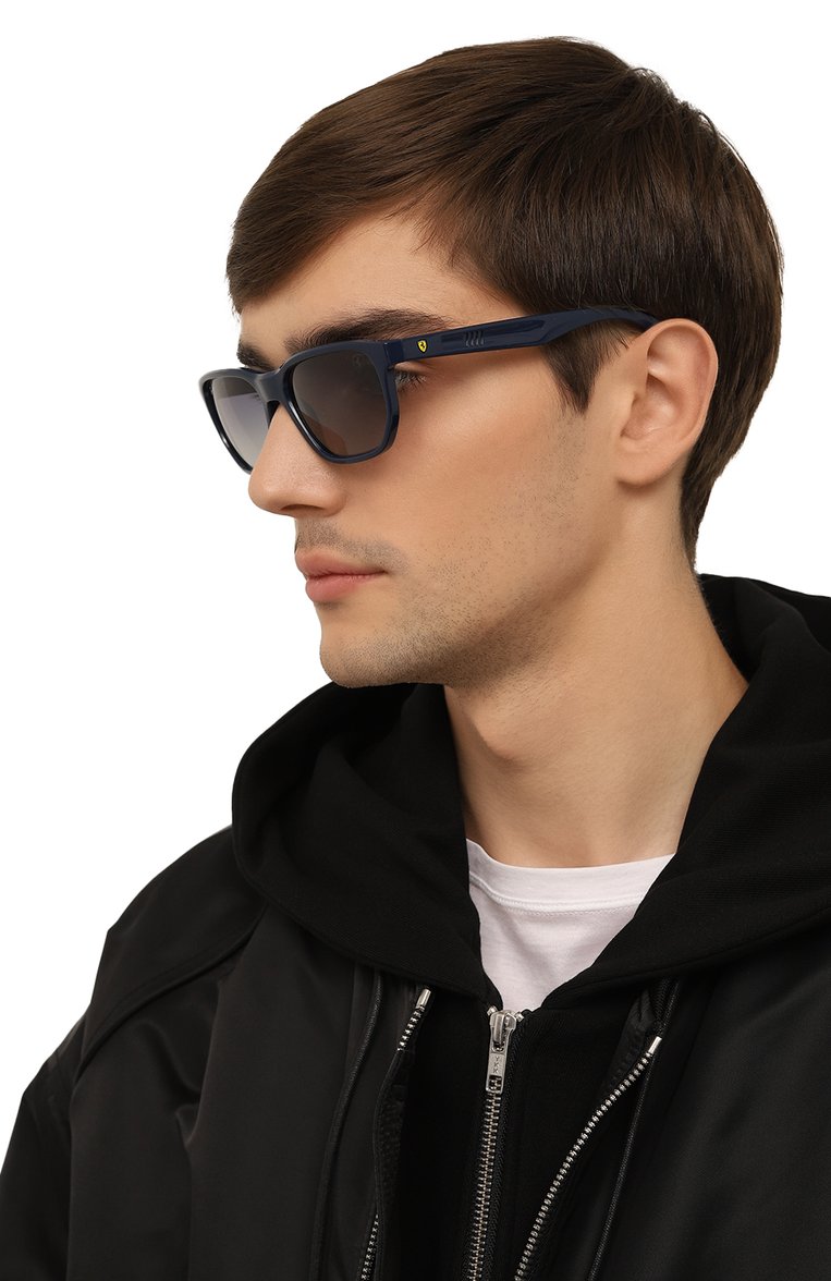 Женские солнцезащитные очки RAY-BAN синего цвета, арт. 4404M-F6884L | Фото 3 (Нос: Не проставлено; Региональные ограничения белый список (Axapta Mercury): Не проставлено; Тип очков: С/з; Кросс-КТ: С/з-унисекс; Материал: Пластик; Оптика Гендер: оптика-унисекс; Очки форма: Квадратные)