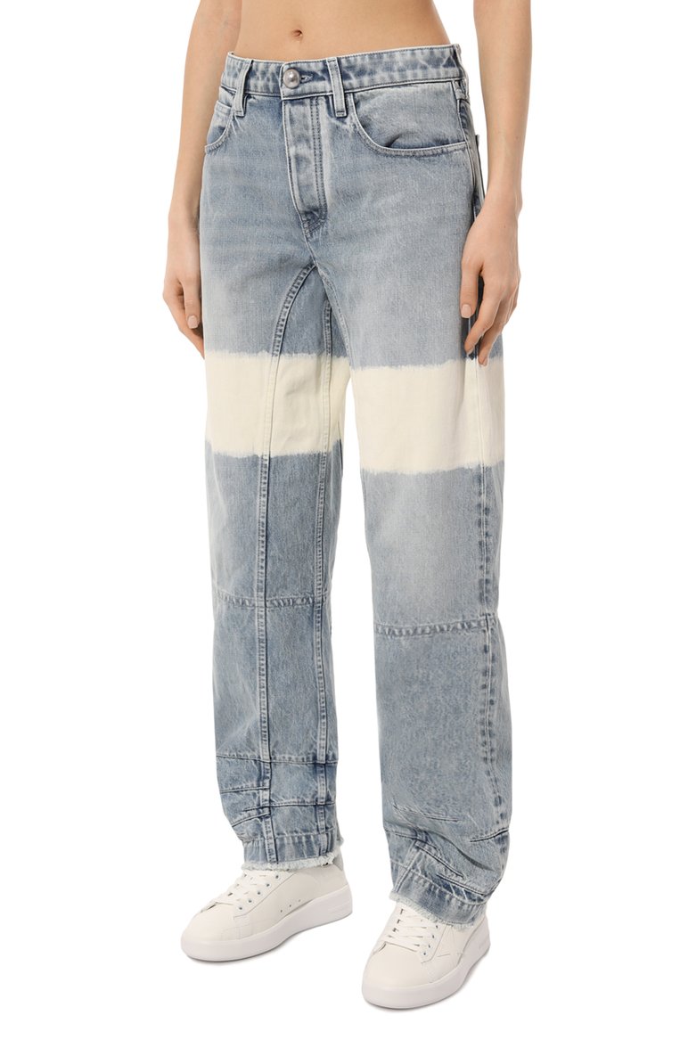 Женские джинсы JIL SANDER голубого цвета, арт. J02KA0230/J46463 | Фото 3 (Длина (брюки, джинсы): Стандартные; Материал внешний: Хлопок, Деним; Детали: Потертости; Кросс-КТ: Деним; Стили: Минимализм)