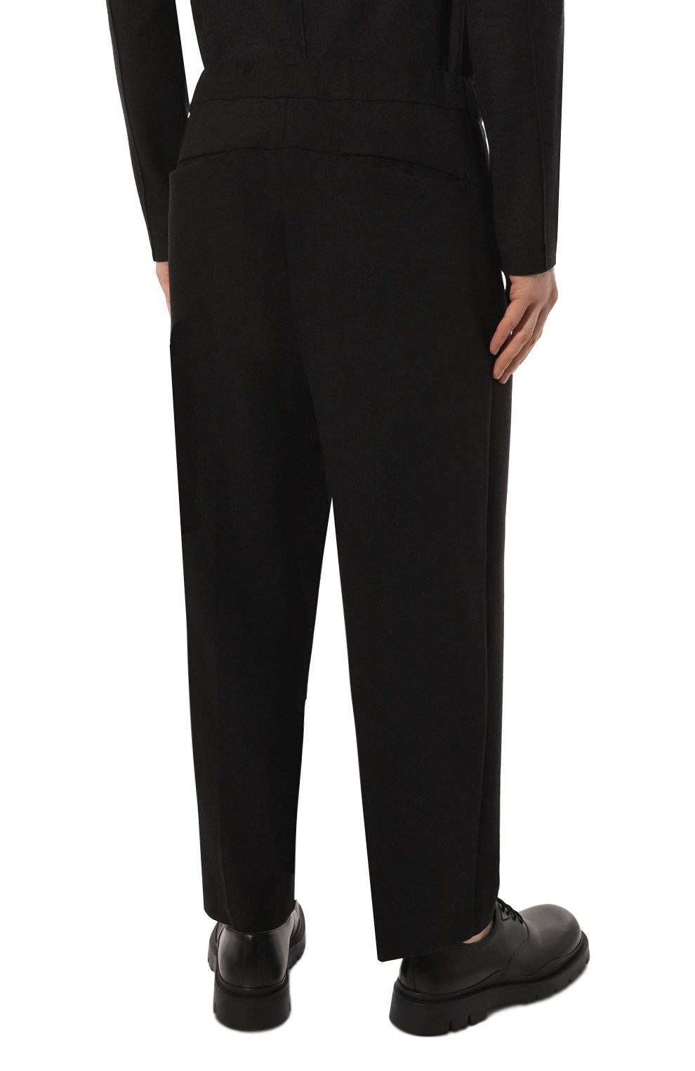 Брюки KAZUYUKI KUMAGAI черного цвета по цене 52700 руб., арт. AP22-019, фото 4 Брюки KAZUYUKI KUMAGAI, арт. AP22-019, фото 4
