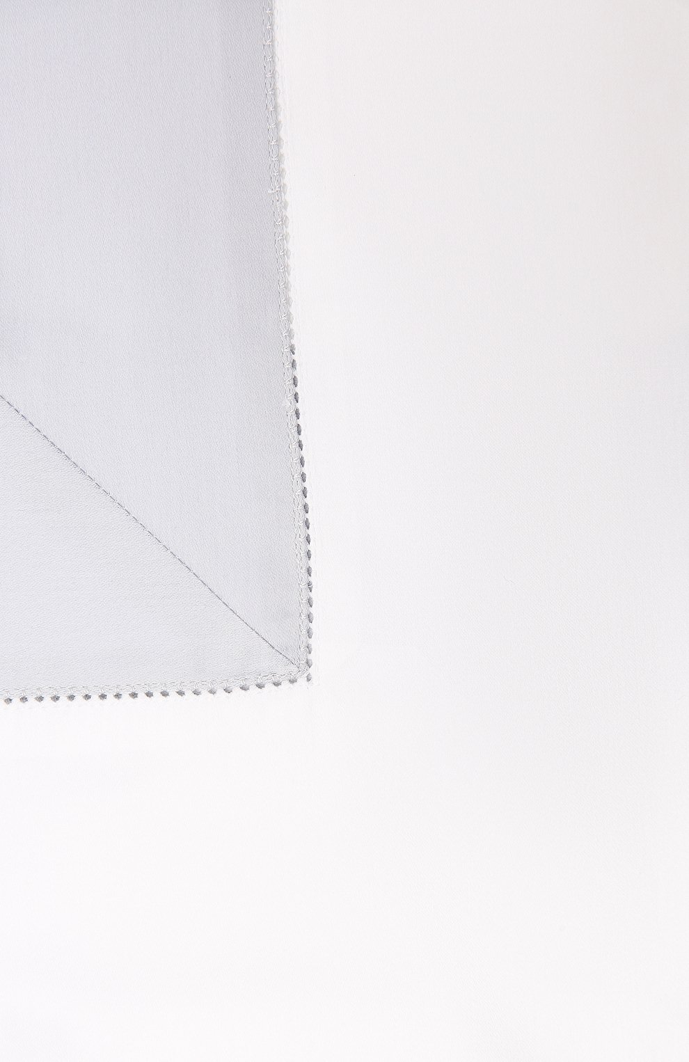 Наволочка bicolore FRETTE светло-голубого цвета по цене 24400 руб., арт. FR2934 E0700 065B, фото 2 Наволочка bicolore FRETTE, арт. FR2934 E0700 065B, фото 2