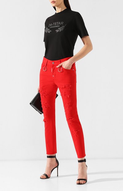 Джинсы с потертостями DSQUARED2 красного цвета по цене 54950 руб., арт. S75LB0139/STN833, фото 2 Джинсы с потертостями DSQUARED2, арт. S75LB0139/STN833, фото 2