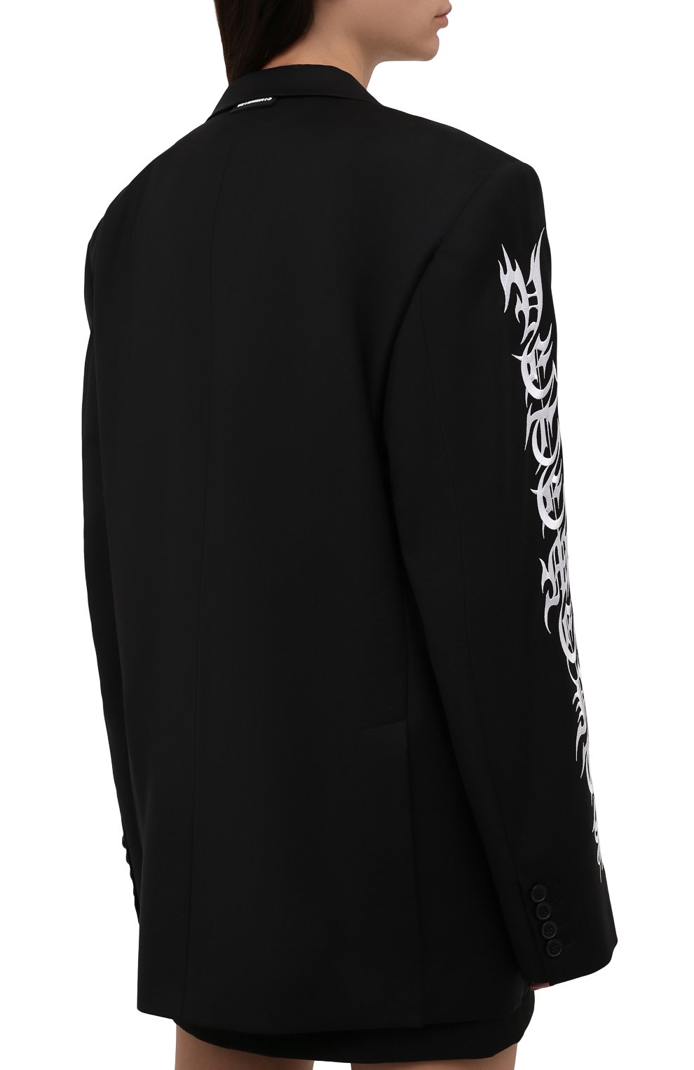 Шерстяной жакет VETEMENTS черного цвета по цене 265000 руб., арт. UA52JA750B 1202/W, фото 4 Шерстяной жакет VETEMENTS, арт. UA52JA750B 1202/W, фото 4