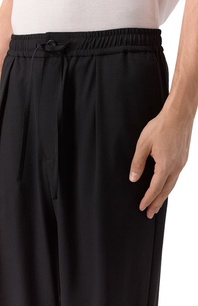 Шерстяные брюки ATTACHMENT черного цвета по цене 67550 руб., арт. AP51-014, фото 5 Шерстяные брюки ATTACHMENT, арт. AP51-014, фото 5