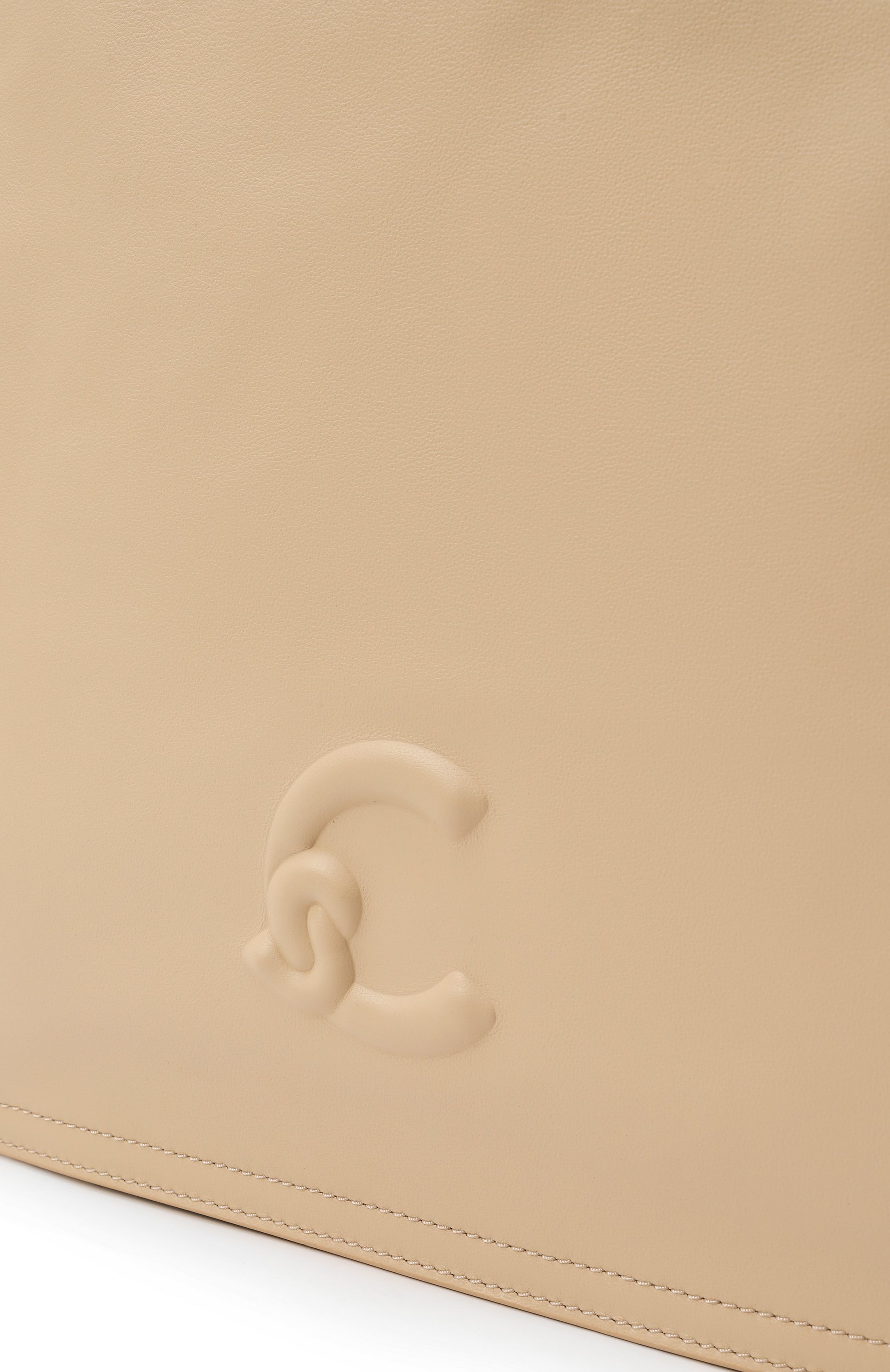 Сумка-тоут dulse large COCCINELLE светло-бежевого цвета по цене 41500 руб., арт. E1SS5110101, фото 3 Сумка-тоут dulse large COCCINELLE, арт. E1SS5110101, фото 3