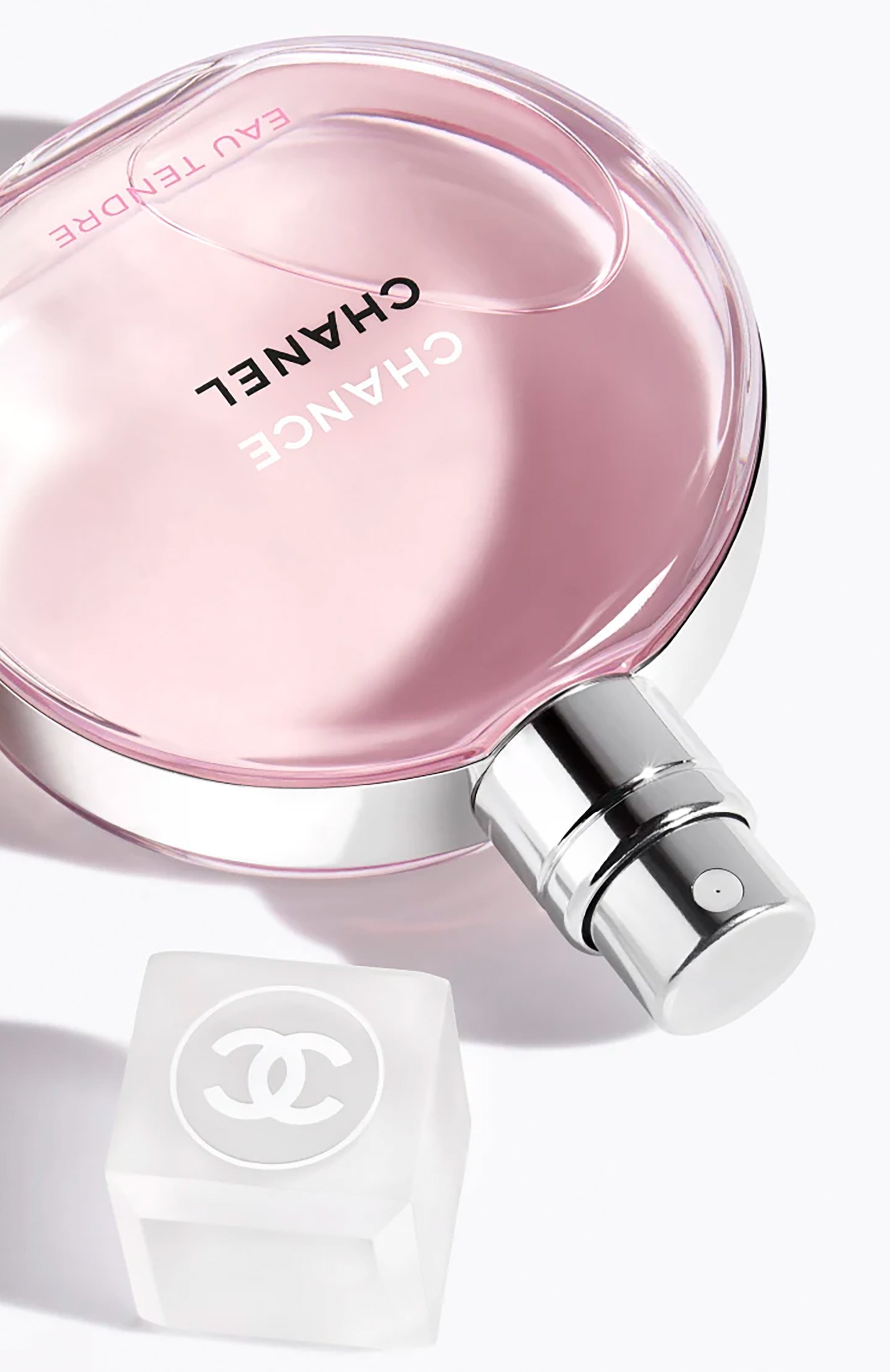 Туалетная вода chance eau tendre (35ml) CHANEL бесцветного цвета по цене 7900 руб., арт. 0126290, фото 2 Туалетная вода chance eau tendre (35ml) CHANEL, арт. 0126290, фото 2