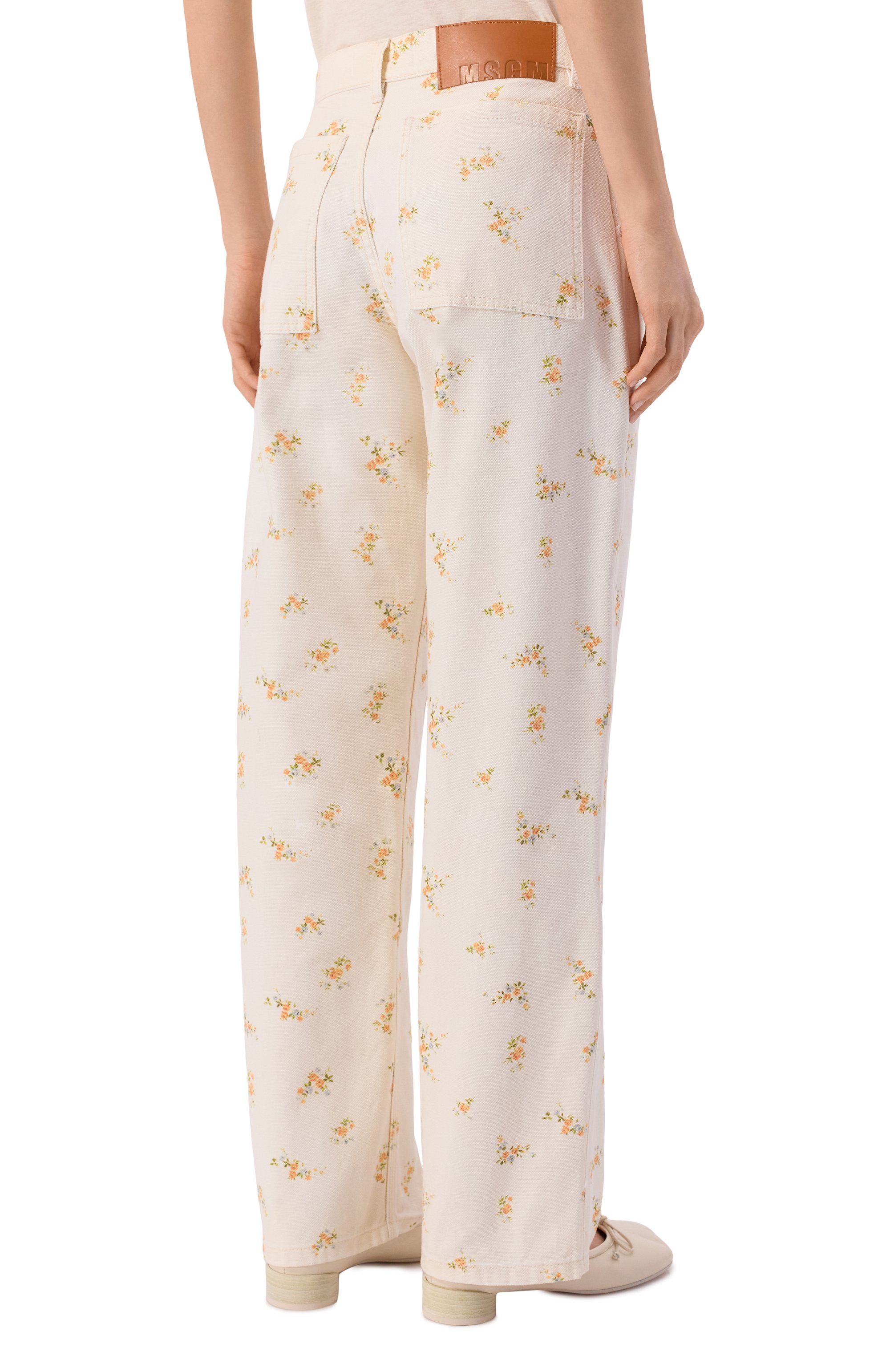 Джинсы MSGM кремового цвета по цене 47700 руб., арт. 4041MDP232L/267277, фото 4 Джинсы MSGM, арт. 4041MDP232L/267277, фото 4