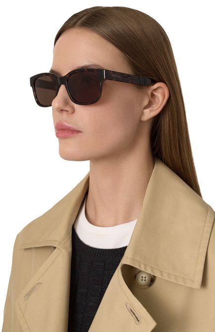 Женские солнцезащитные очки GUCCI коричневого цвета, арт. GG1716S 002 | Фото 2 (Региональные ограничения белый список (Axapta Mercury): Не проставлено; Нос: Не проставлено)
