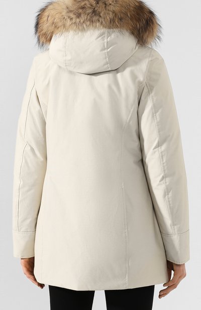 Пуховая парка WOOLRICH белого цвета по цене 68200 руб., арт. WWCPS2762/UT0001, фото 4 Пуховая парка WOOLRICH, арт. WWCPS2762/UT0001, фото 4