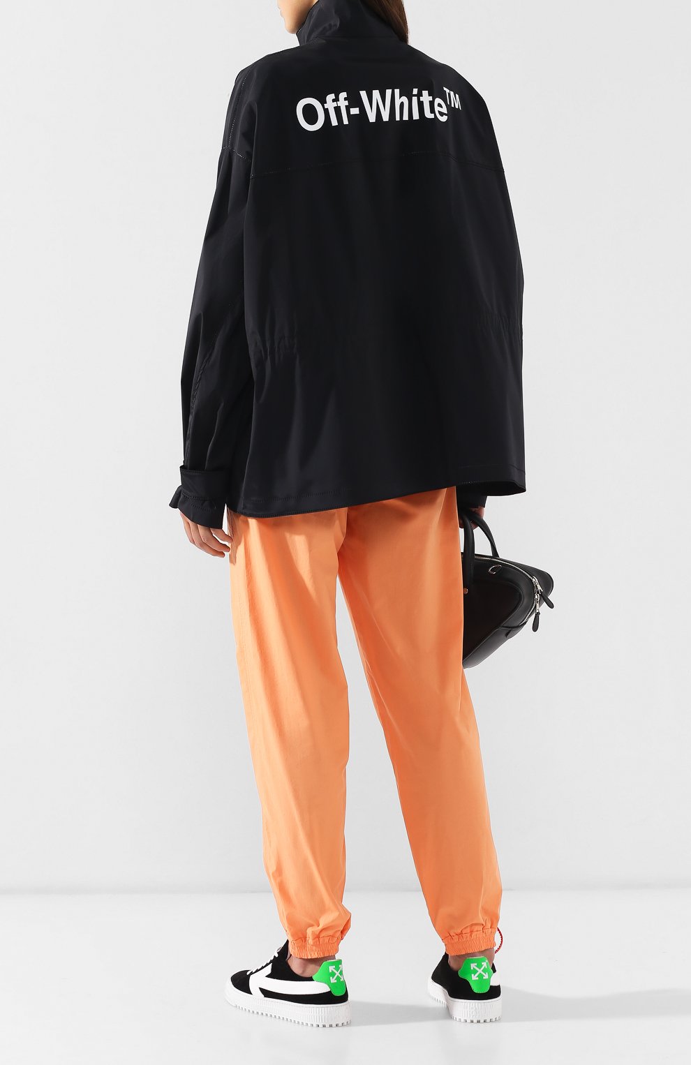 Куртка с воротником-стойкой OFF-WHITE черно-белого цвета по цене 78950 руб., арт. 0WEA156R19A390621001, фото 2 Куртка с воротником-стойкой OFF-WHITE, арт. 0WEA156R19A390621001, фото 2