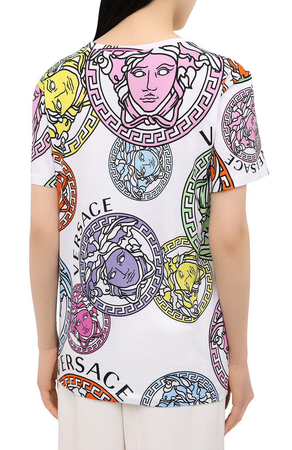 Хлопковая футболка VERSACE разноцветного цвета по цене 55250 руб., арт. A88532/1F00404, фото 4 Хлопковая футболка VERSACE, арт. A88532/1F00404, фото 4